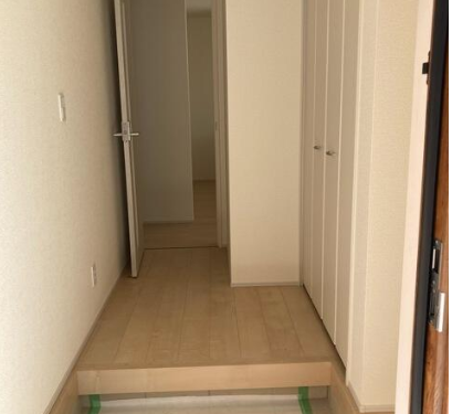 (玄関)